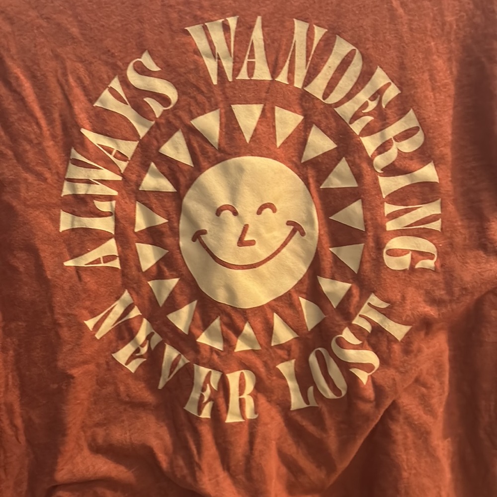 Size large tee ! - Picture 2 of 2